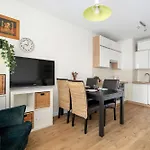 Appartamento Przytulny Z Balkonem W Centrum Poznania By Renters