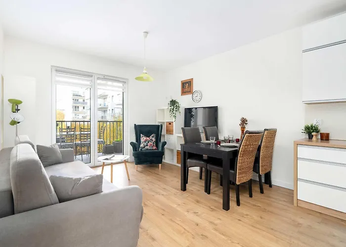 Przytulny Z Balkonem W Centrum Poznania By Renters Lejlighed