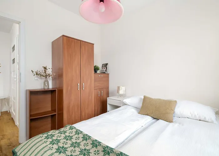 Przytulny Z Balkonem W Centrum Poznania By Renters Poznań