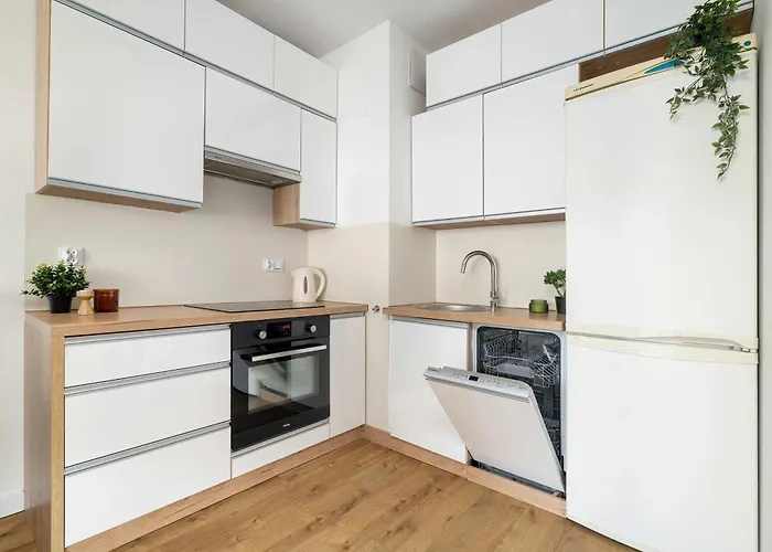 Przytulny Z Balkonem W Centrum Poznania By Renters Poznań